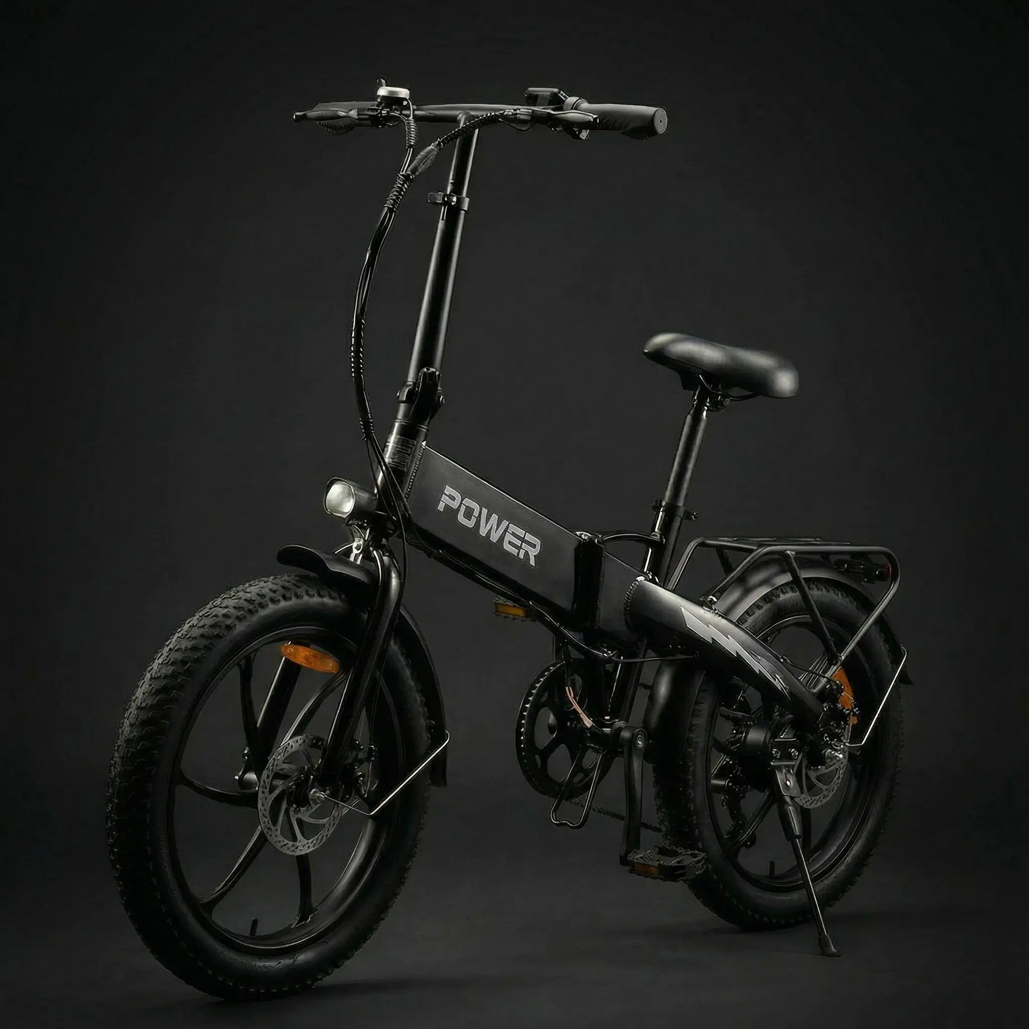 TOB20 車体の斜め前方ビュー