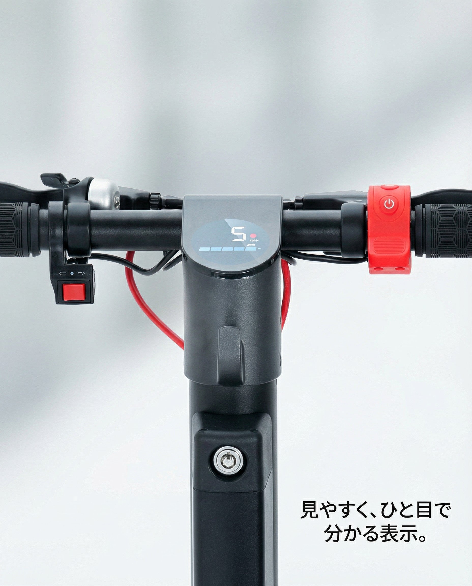 TOX8 電動スクーターのハンドルと液晶ディスプレイの拡大図